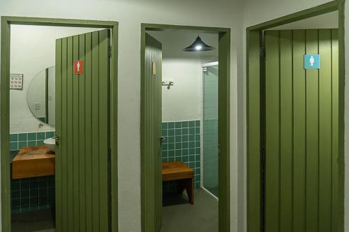 vestiario-playground-recepcao-vila-jacaa-enseada-ubatuba1